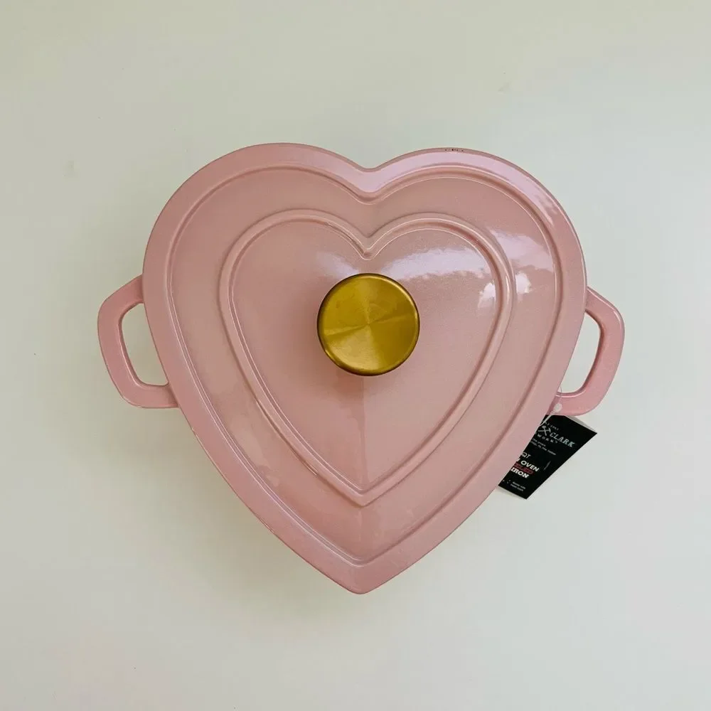 SMITH AND CLARK IRONWORKS 3qt Cast Iron Heart Shaped Dutch Oven